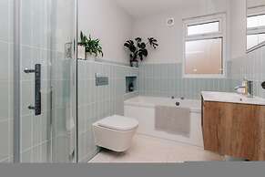 The Hayfield - From 500 Per Night