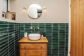 The Hayfield - From 500 Per Night