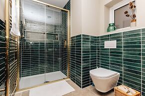 The Hayfield - From 500 Per Night