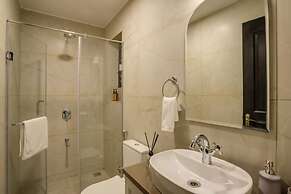 Luxury 3BR Duplex With Pool in Goa s Beverly Hills