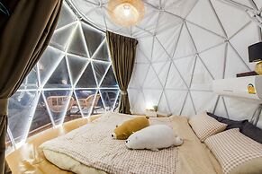 Baandomedoodao Pool Villa Cha-Am