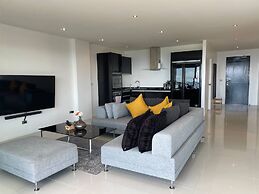 A26 - Great 100 Percent Seaview 2bedroom 1 Bathroom and Bubble Jacuzzi