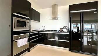 A26 - Great 100 Percent Seaview 2bedroom 1 Bathroom and Bubble Jacuzzi