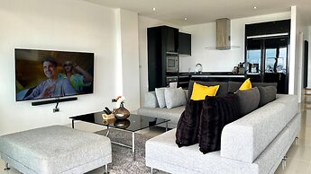 A26 - Great 100 Percent Seaview 2bedroom 1 Bathroom and Bubble Jacuzzi