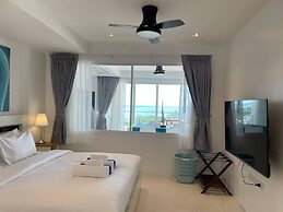 A26 - Great 100 Percent Seaview 2bedroom 1 Bathroom and Bubble Jacuzzi