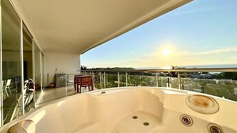 A26 - Great 100 Percent Seaview 2bedroom 1 Bathroom and Bubble Jacuzzi