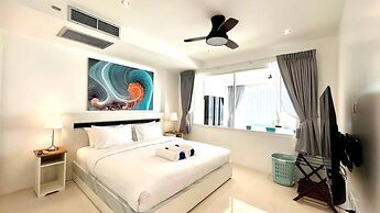 A26 - 2 Bdr Condo, Stunning Sea View, Karon Beach