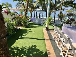 Nasyas Beachside Cottages