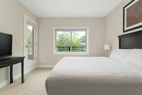 Opulent Oasis Exquisite 2Bedroom Retreat