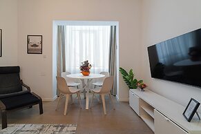 Charming 2BR Flat - Romanian Athenaeum