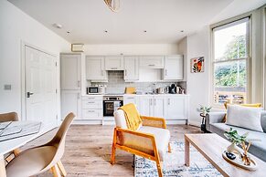 Stunning 2 Bed City Centre & Bute Park