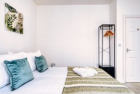 Stunning 2 Bed City Centre & Bute Park