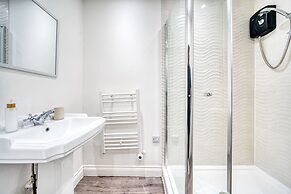 Stunning 2 Bed City Centre & Bute Park