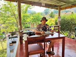 GJ TOUR and HOME STAY