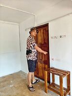 GJ TOUR and HOME STAY