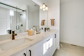 New Home w/ Amazing Views in Eden < 6 Mi to Ski!