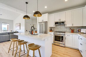 New Home w/ Amazing Views in Eden < 6 Mi to Ski!