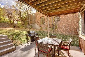 Patio & Mountain Views: Central Ouray Getaway!
