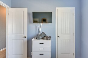 Hot Tub, Patio & Deck: Coastal Crystal Beach Home!