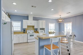 Hot Tub, Patio & Deck: Coastal Crystal Beach Home!