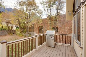 On Main Street: Ouray Getaway w/ Mountain Views!