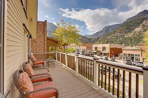 On Main Street: Ouray Getaway w/ Mountain Views!