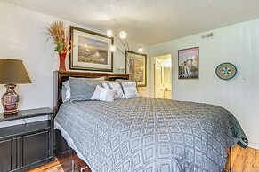 Condo ~ 15 Mi to Napa & 34 Mi to San Francisco!