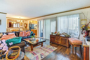 Condo ~ 15 Mi to Napa & 34 Mi to San Francisco!