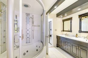 Spacious Family Retreat Near DC: Ideal For Groups!