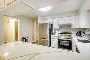 Spacious Family Retreat Near DC: Ideal For Groups!