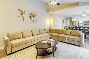 Spacious Family Retreat Near DC: Ideal For Groups!