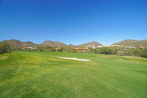 Golf Course & Mtn Views - Tucson Getaway!