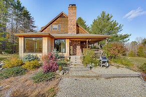 Near Okemo Slopes: Peaceful Home w/ Trail Access