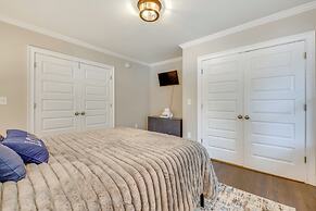 3 Mi to Dtwn: Home w/ Fenced Yard in Atlanta!