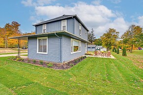 Home on Legacy Hills Golf Course w/ Patio!