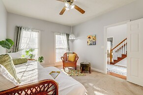 ~ 30 Mi to Atlanta - The Wellness Manor w/ Deck!