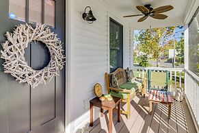 Walk to Potomac River: Colonial Virginia Retreat