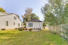 Walk to Potomac River: Colonial Virginia Retreat