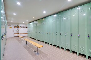 Solihaus: Ski In/ski Out Condo w/ Rooftop Hot Tub!