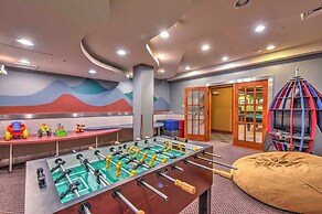 Solihaus: Ski In/ski Out Condo w/ Rooftop Hot Tub!