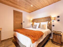 Prestigious Chalet With Views in Vanoise