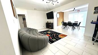 Casa Lucia 5br Home W/ Pool Near Hard Rock Casino 5 Bedroom Home