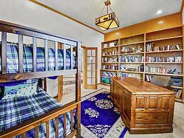 Mountain View Ski Lodge 5 Bedroom Townhouse