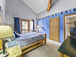 Mountain View Ski Lodge 5 Bedroom Townhouse