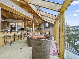 Mountain View Ski Lodge 5 Bedroom Townhouse