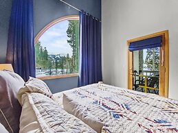 Mountain View Ski Lodge 5 Bedroom Townhouse