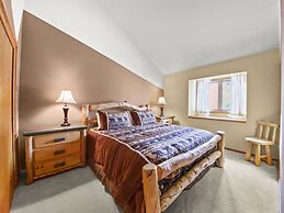 Mountain View Ski Lodge 5 Bedroom Townhouse