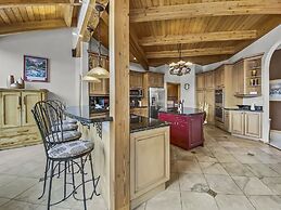 Mountain View Ski Lodge 5 Bedroom Townhouse