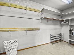 Mountain View Ski Lodge 5 Bedroom Townhouse