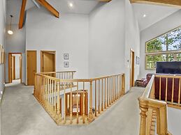 Mountain View Ski Lodge 5 Bedroom Townhouse